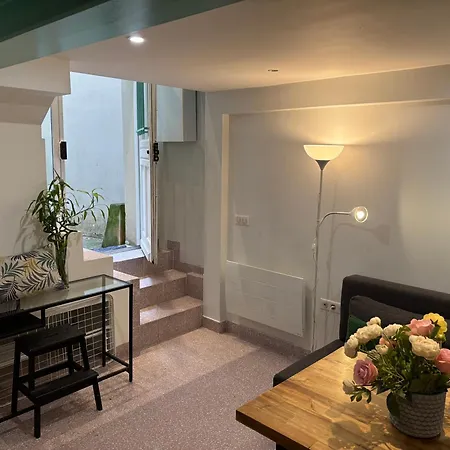 Duplex Marais - Steps From Pompidou Aldaro * Parijs